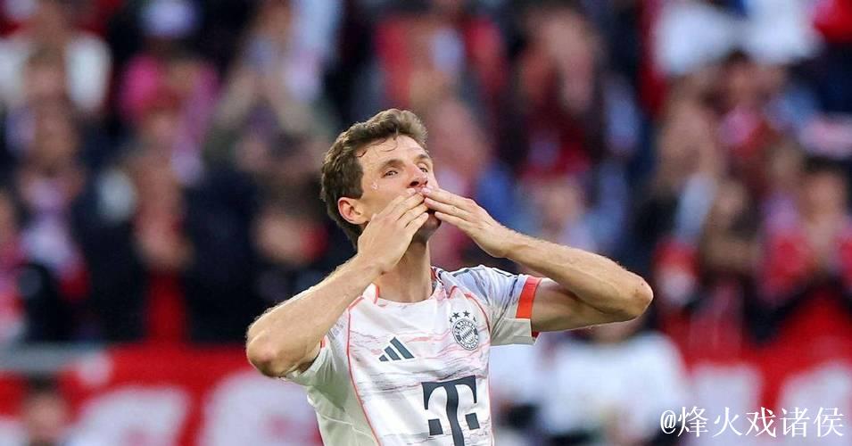 埃贝尔幽默表示:看球时我沉默寡言,而穆勒总是滔滔不绝 埃贝尔幽默表示:看球时我沉默寡言,而穆勒总是滔滔不绝