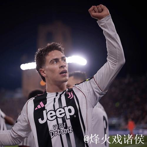 在最近两个赛季的五大联赛中,伊尔迪兹成为参与20+进球的第二年轻球员。 在最近两个赛季的五大联赛中,伊尔迪兹成为参与20+进球的第二年轻球员。