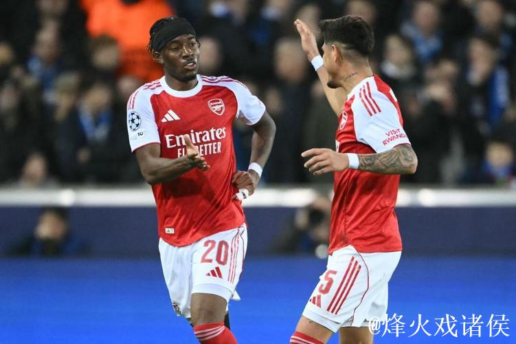 欧冠：阿森纳6战全胜晋级，马杜埃凯双响助力3-0大胜